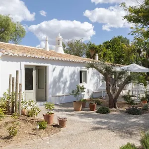 Amago Guest house Santa Barbara de Nexe