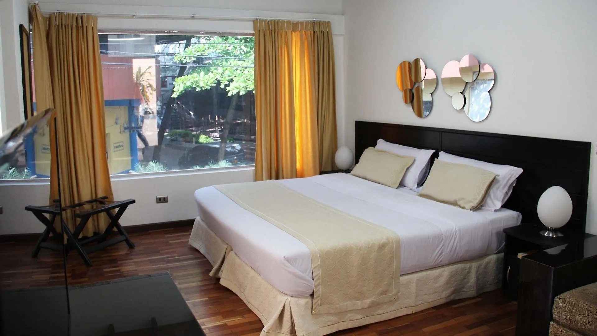 Hostal Lleras Calle 8 Medellin
