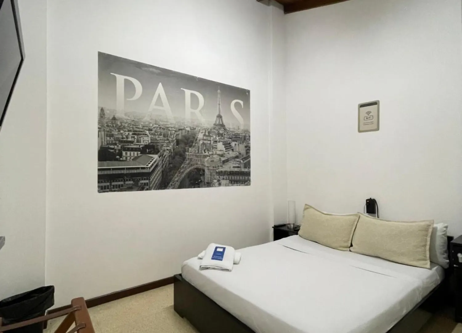 Hostal Lleras Calle 8 Medellin Hostel