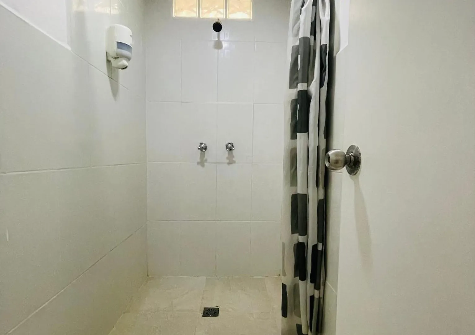Hostel Hostal Lleras Calle 8 Medellin
